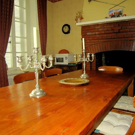 Nyaraló Attractive Mansion In Normandy With Garden Viré