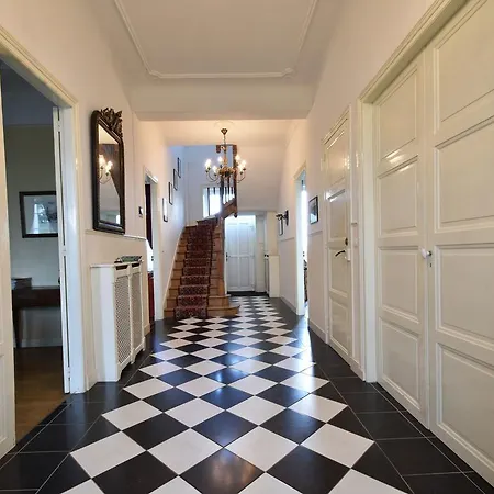 Nyaraló Attractive Mansion In Normandy With Garden Viré
