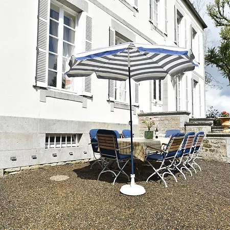 Nyaraló Attractive Mansion In Normandy With Garden Viré