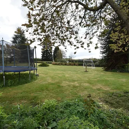 Nyaraló Attractive Mansion In Normandy With Garden Viré
